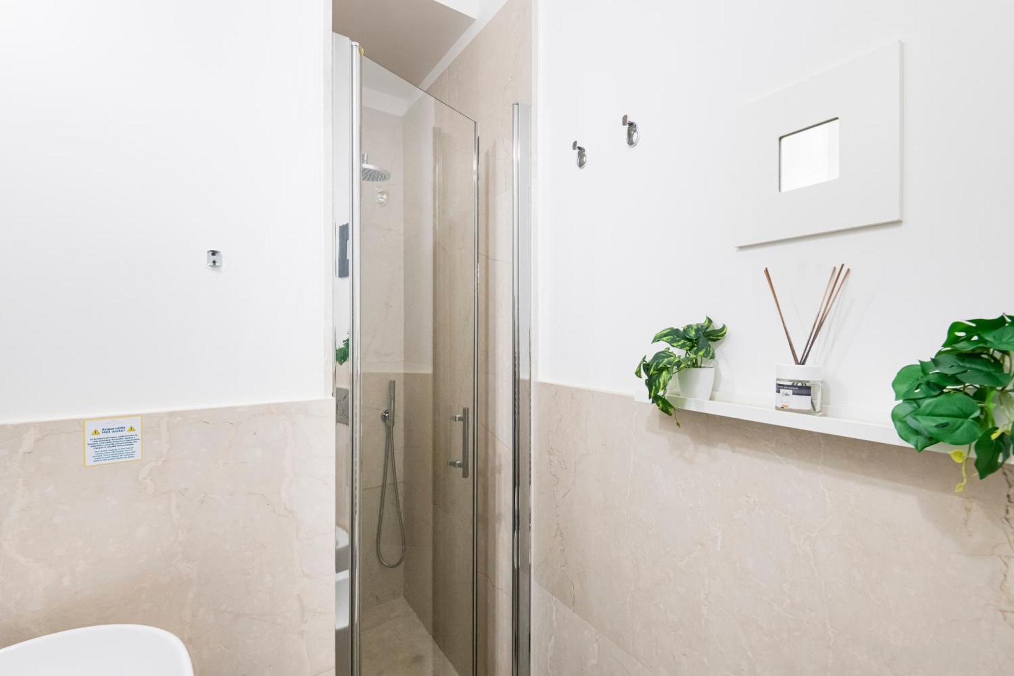 Appartement Amazing, New & Fully Furnished In Duomo